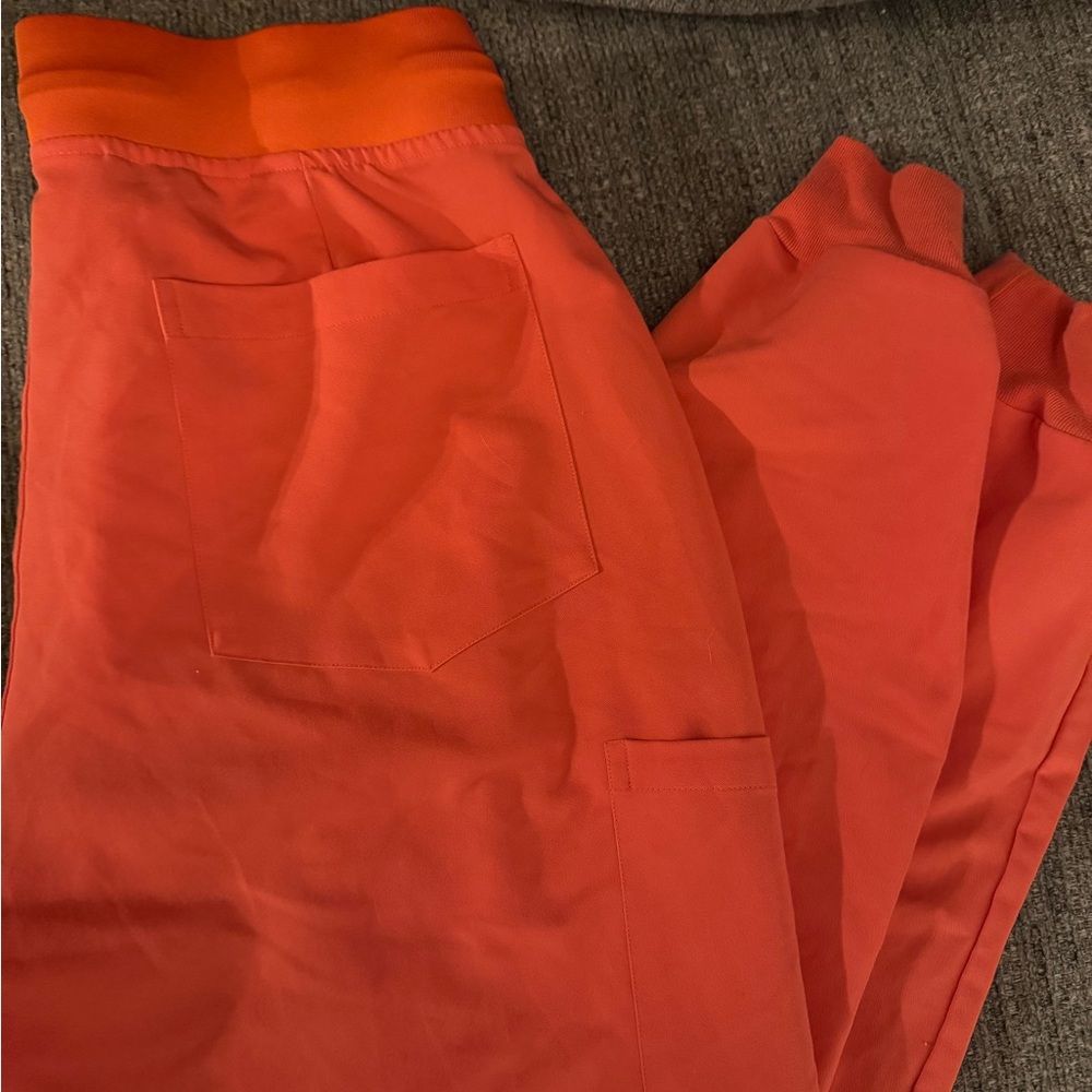 Mandala high waisted jogger bottom